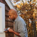 Does sealant expire? 5 signs you need new silicone sealant