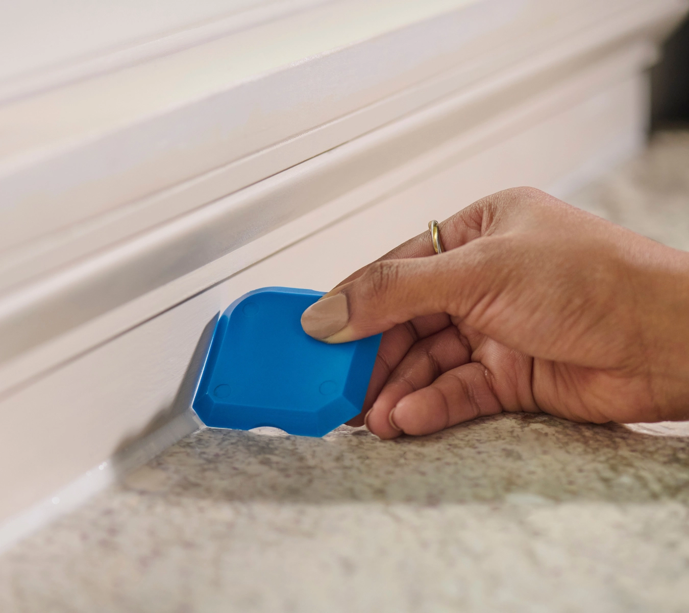 A photo of GE’s Sealant Smoothing Tool.