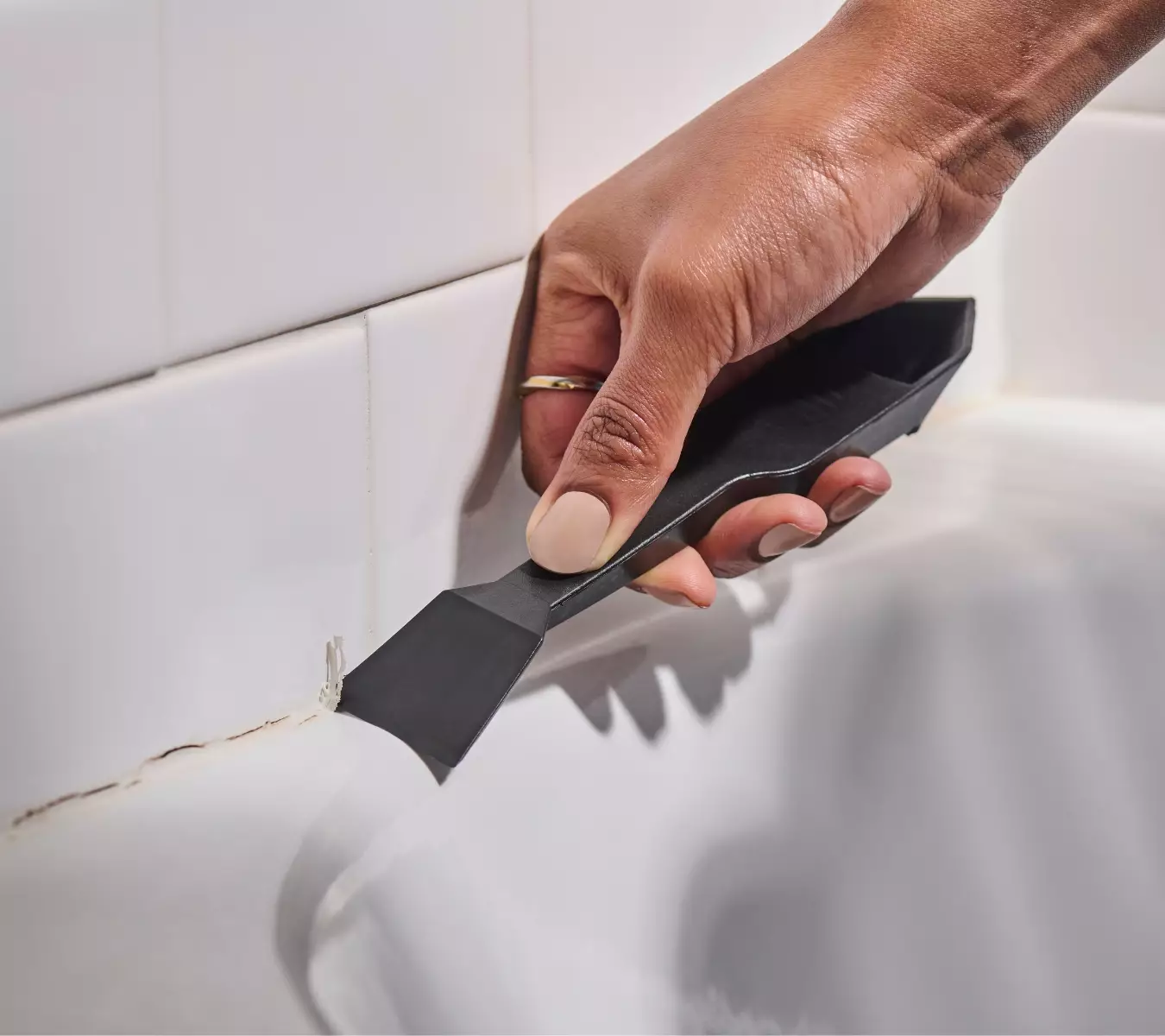 A photo of GE’s Sealant Remover Tool