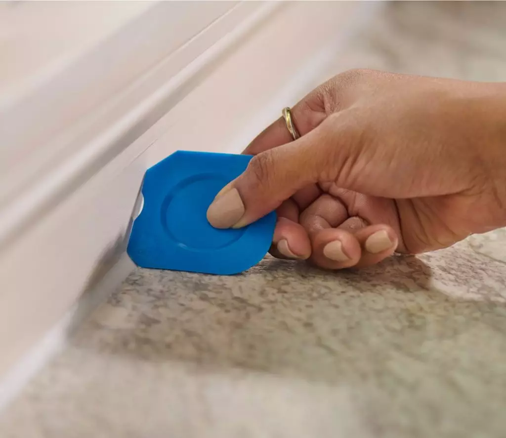 A photo of the GE Sealant Smoothing Tool.